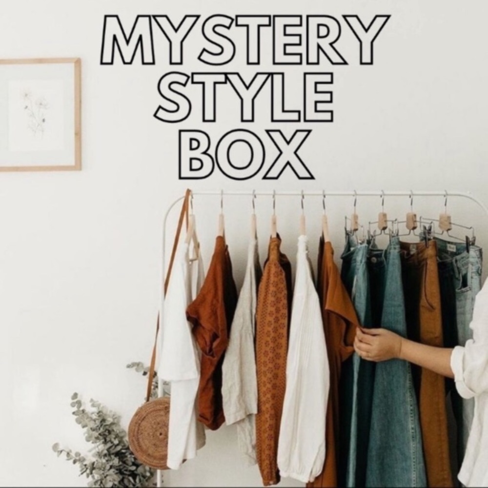 Resellers 5lb mystery box!! 👀